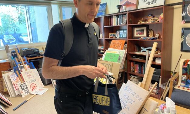 Anchorage pastor launches campaign to unseat U.S. Rep. Begich