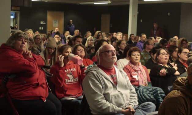 Anchorage School Board votes to spare two elementary schools