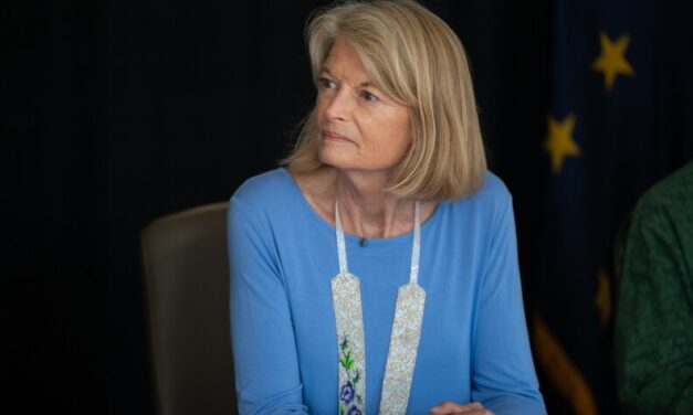 Murkowski defends Democrats Trump accuses of &#8216;seditious behavior&#8217;