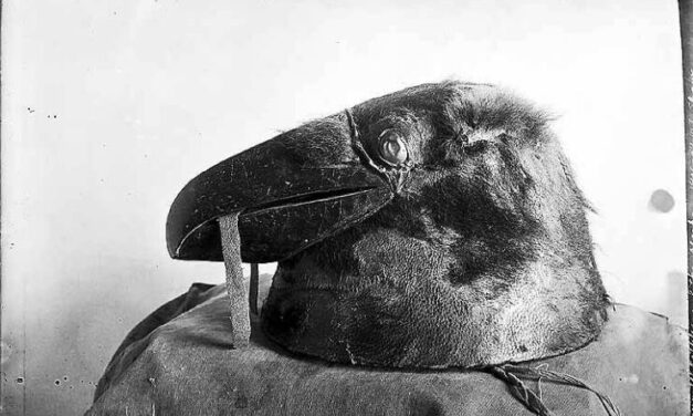 A Raven helmet from the Battle of Sitka will return to Kiks.ádi hands after more than 100 years