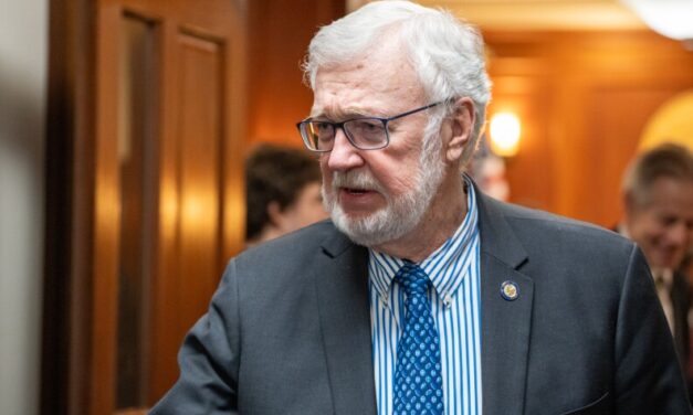 Alaska Senate passes bill requiring civics education for high school students